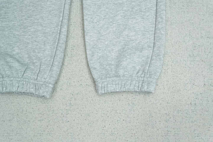 C - SWEATPANTS