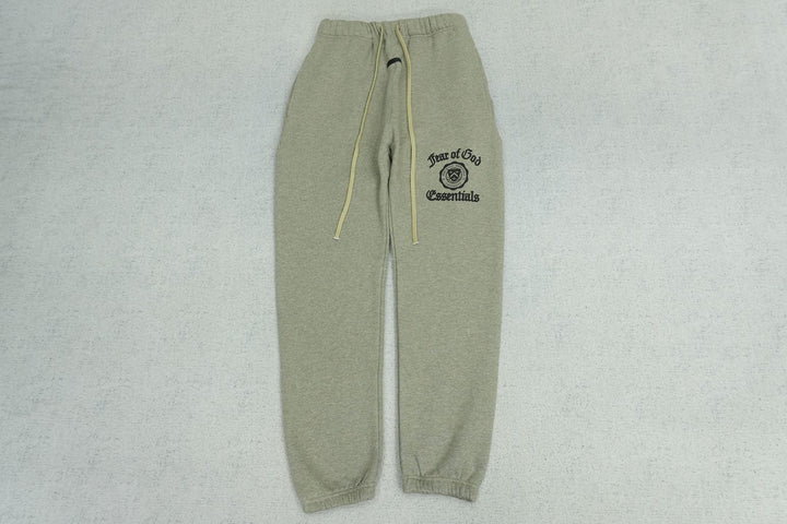F - SWEATPANTS