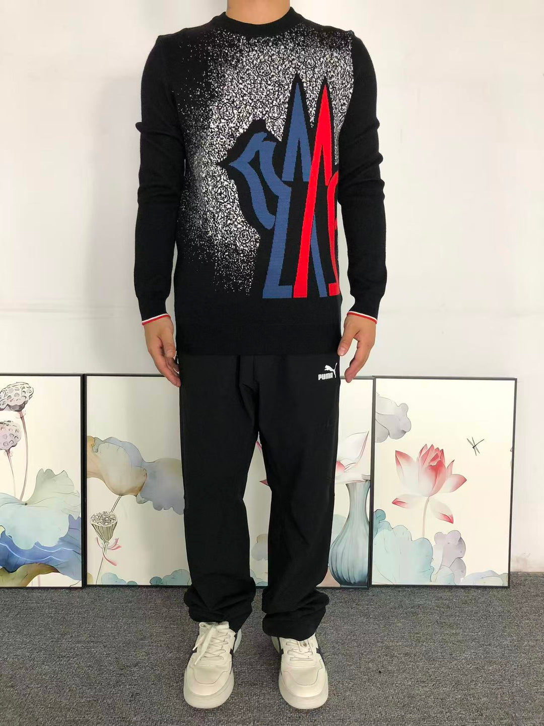 M - SWEATER