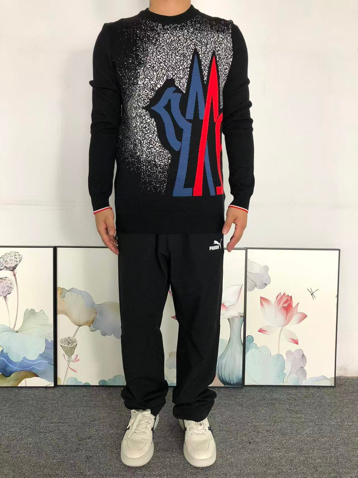 M - SWEATER