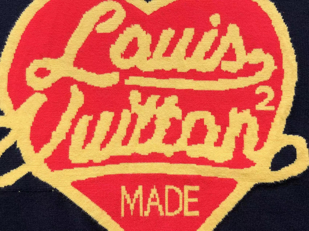 L - SWEATER
