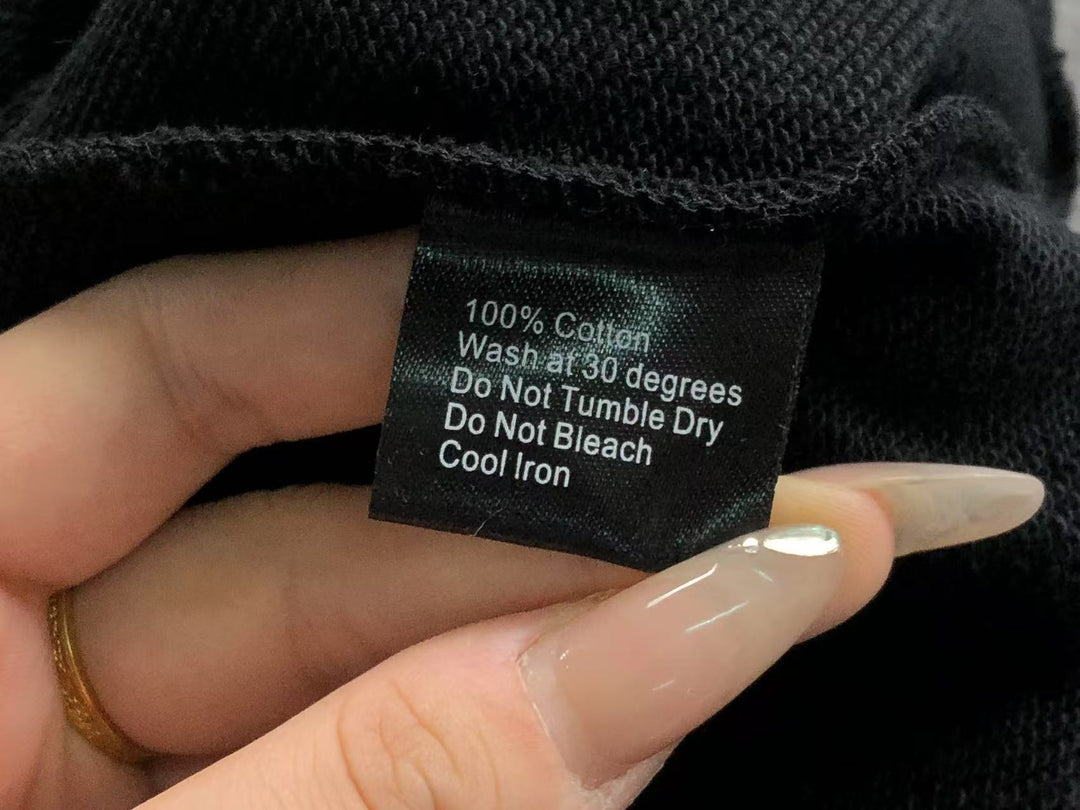 R - SHORTS