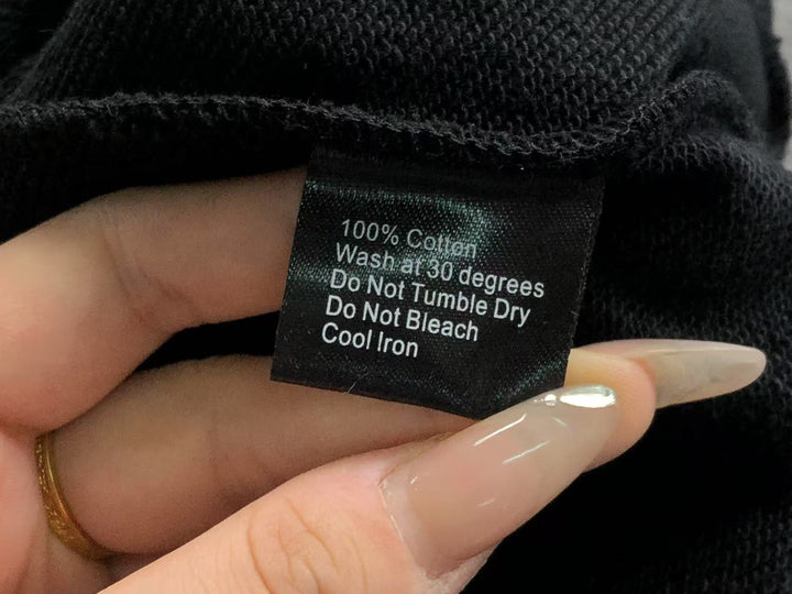 R - SHORTS