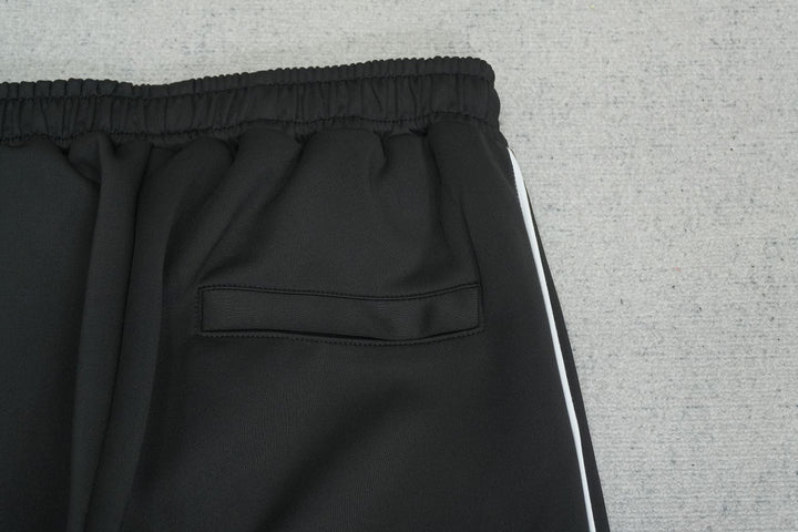 C - SWEATPANTS