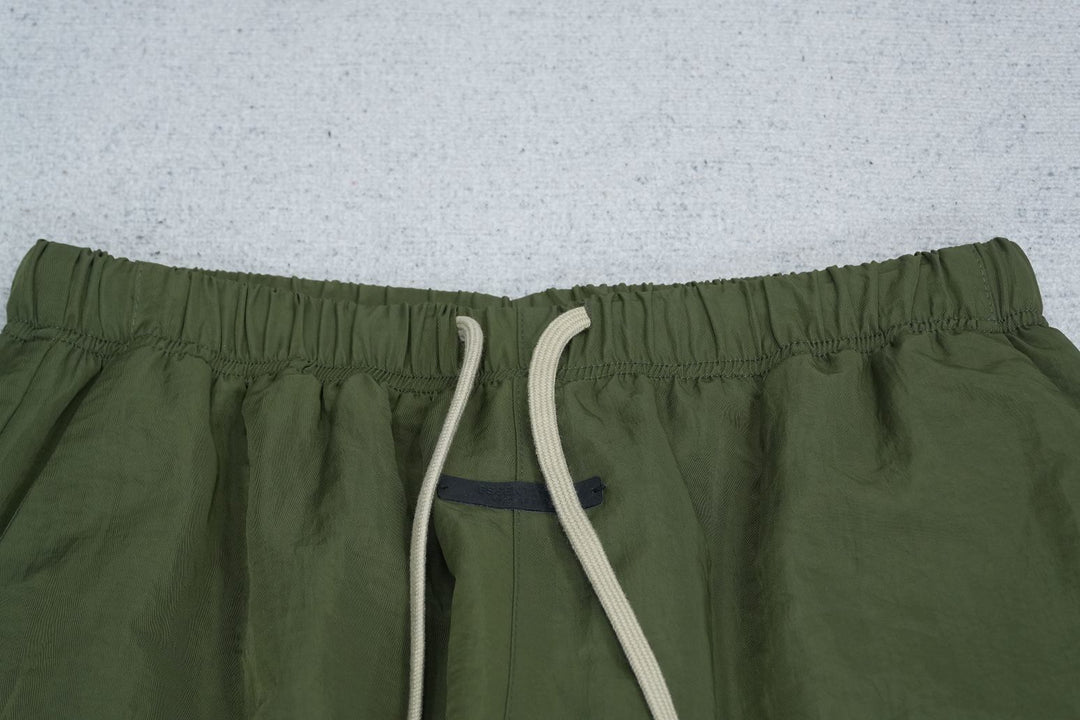 F - SWEATPANTS