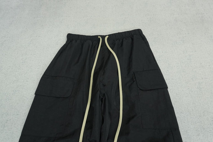 F - SWEATPANTS