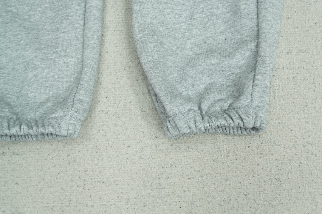 C - SWEATPANTS