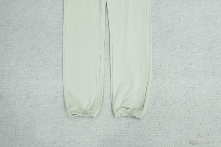 C - SWEATPANTS