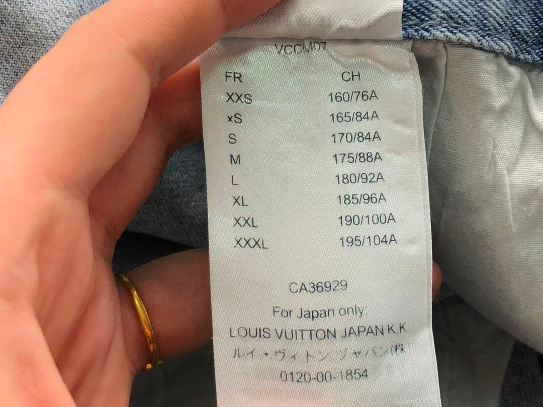 L - SHORTS
