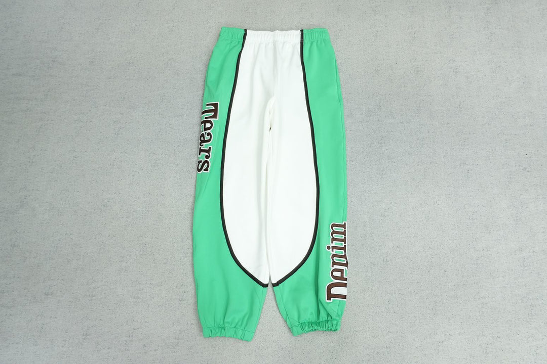 D - SWEATPANTS