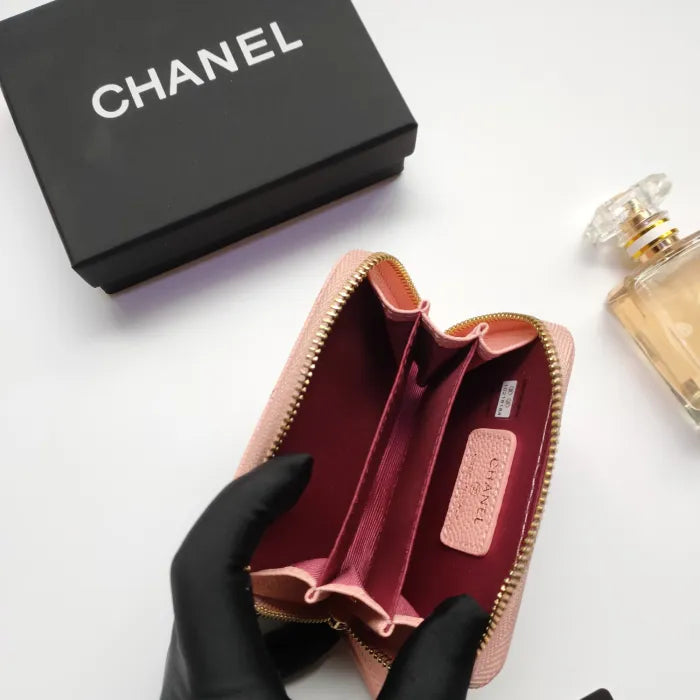 C - CARD HOLDER