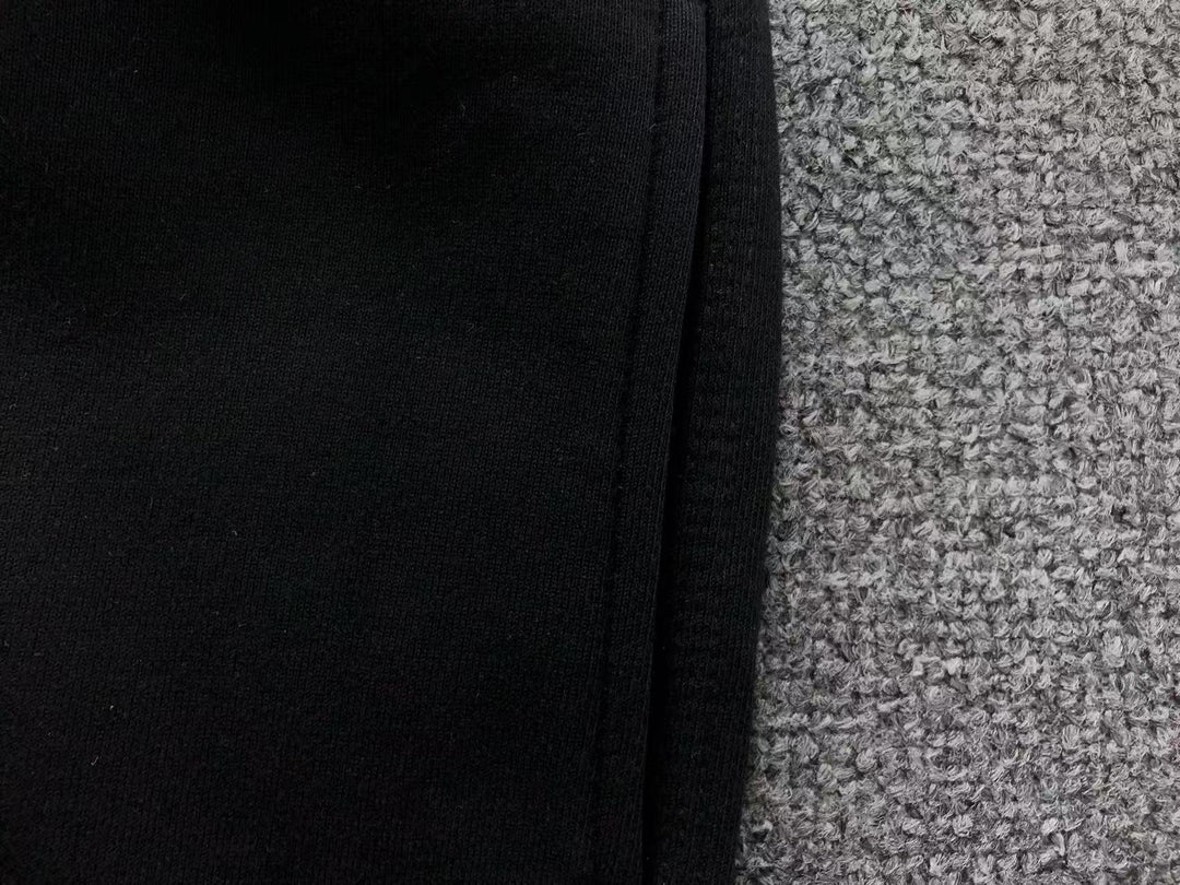 D - SHORTS