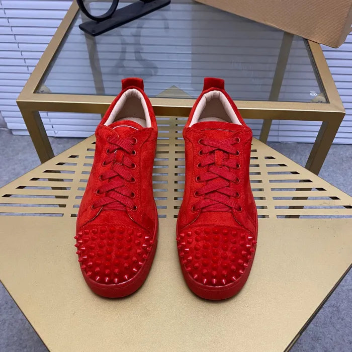 C - SNEAKERS