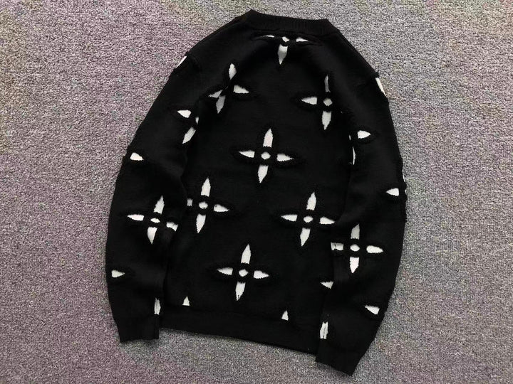 L - SWEATER