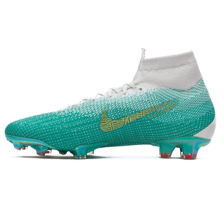 M - FUSSBALLSCHUHE