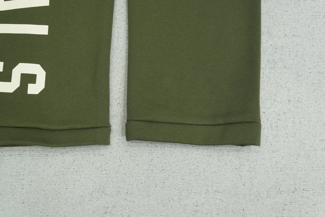 F - SWEATPANTS