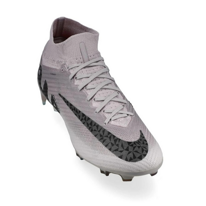 M - FUSSBALLSCHUHE