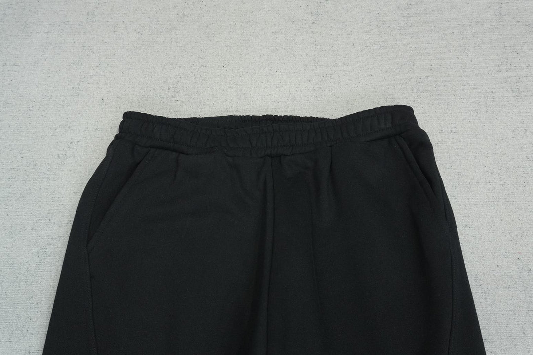 M - SWEATPANTS