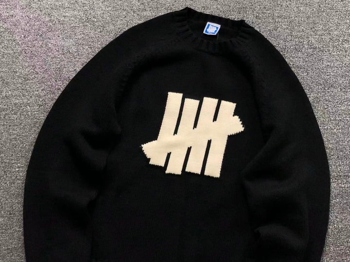 U - SWEATER