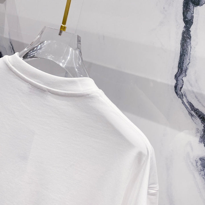 V - TSHIRT