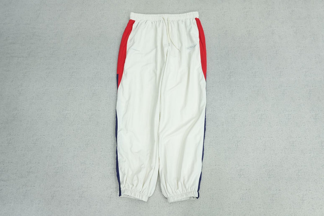 C - SWEATPANTS