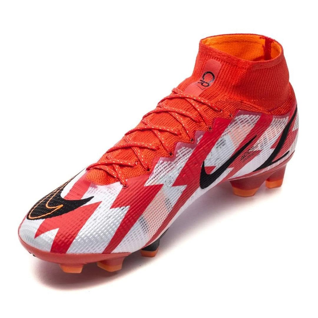 M - FUSSBALLSCHUHE