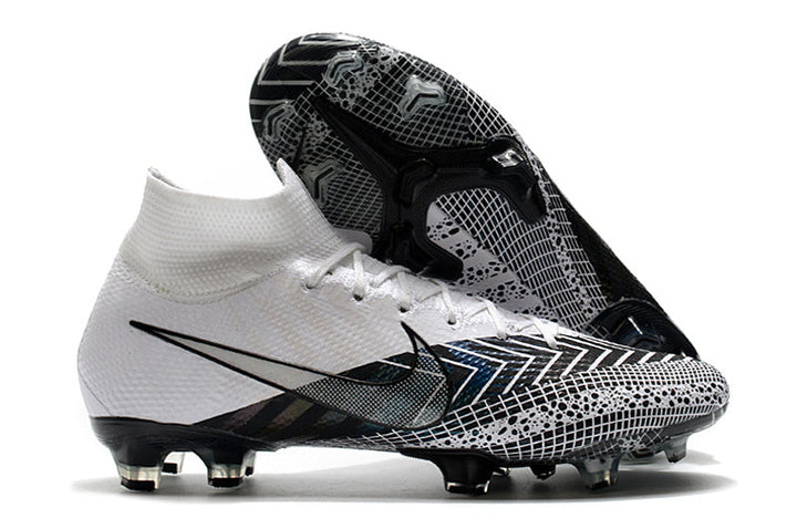 M - FUSSBALLSCHUHE