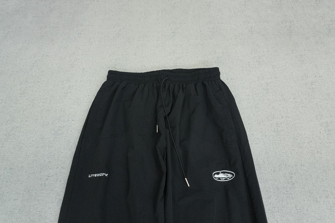 C - SWEATPANTS