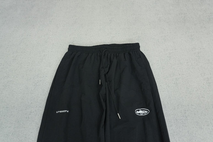 C - SWEATPANTS