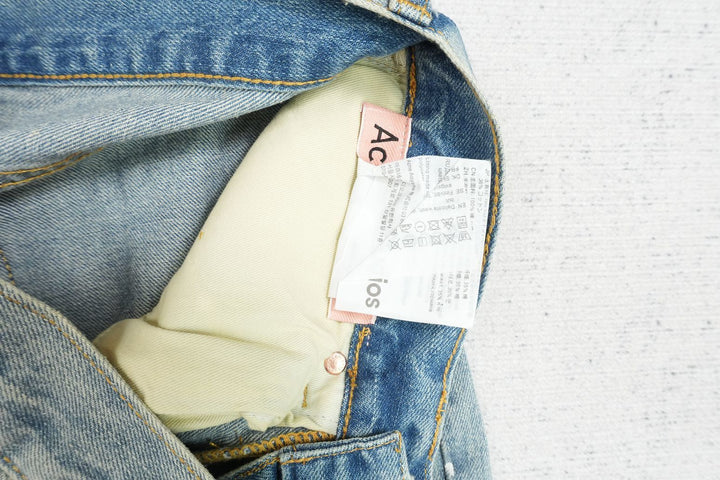 A - JEANS