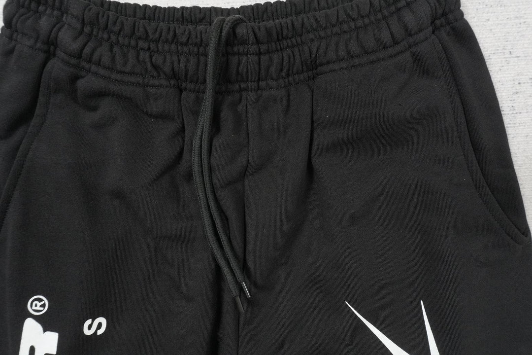 H - SWEATPANTS