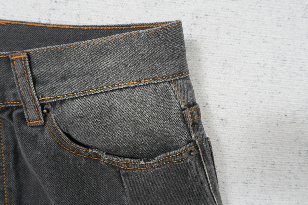 C - JEANS