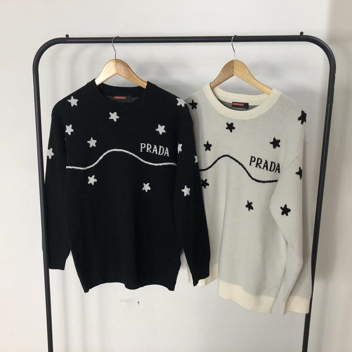 P - SWEATER