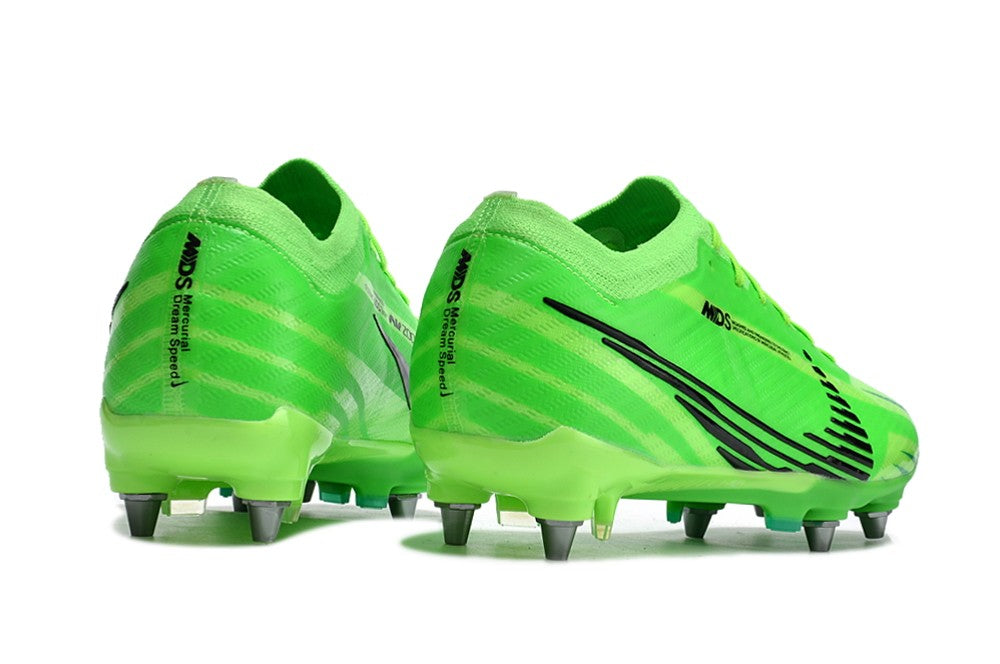 M - FUSSBALLSCHUHE