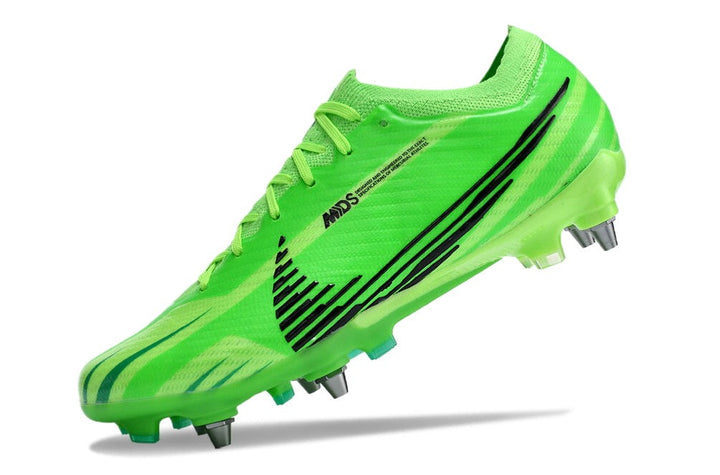M - FUSSBALLSCHUHE