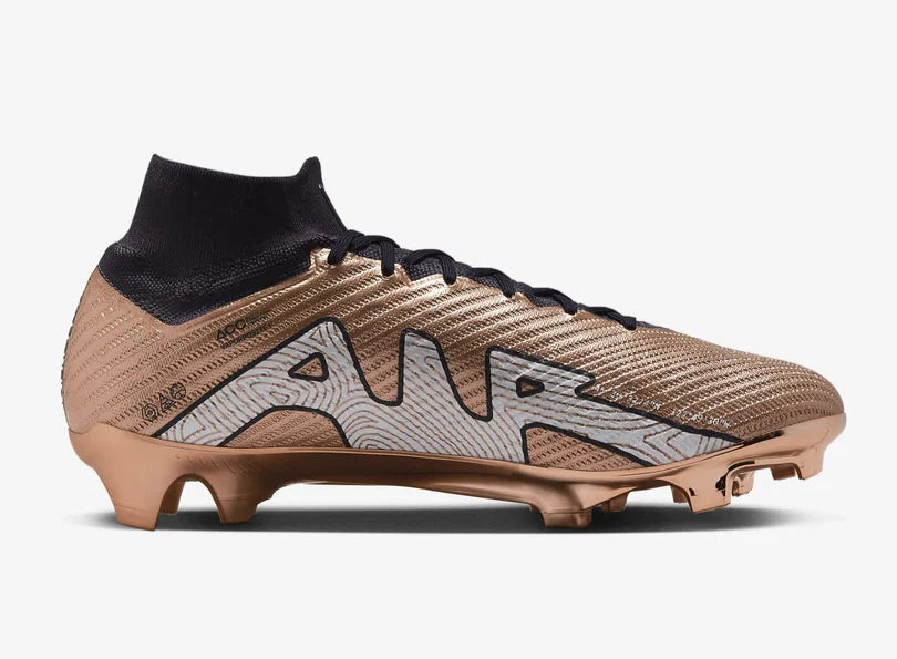 M - FUSSBALLSCHUHE